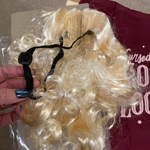 Hocus Pocus Halloween & Party Costume of Sarah Sanderson! Size Small NWT - Picture 4 of 6